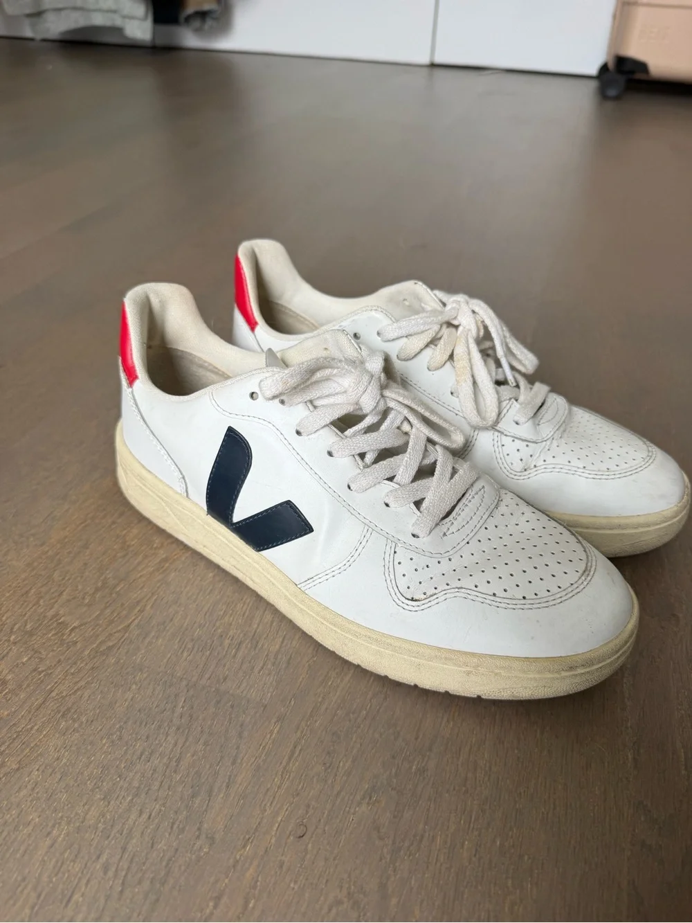 Veja Women’s White Leather Sneakers with Black V and Red Heel Tab - Picture 1 of 4